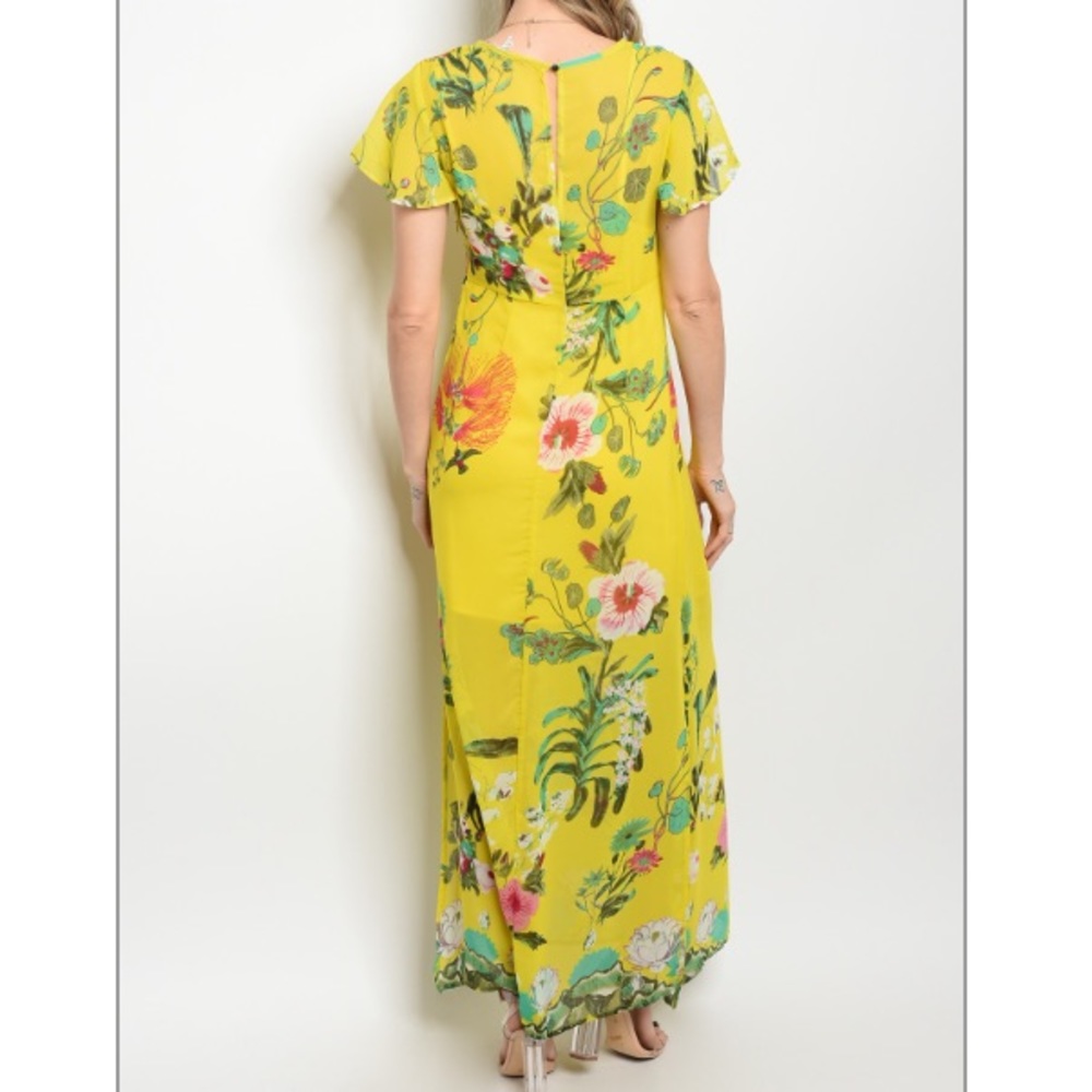 Yellow Short sleeve floral print vneck maxi dress - Picture 2 of 4